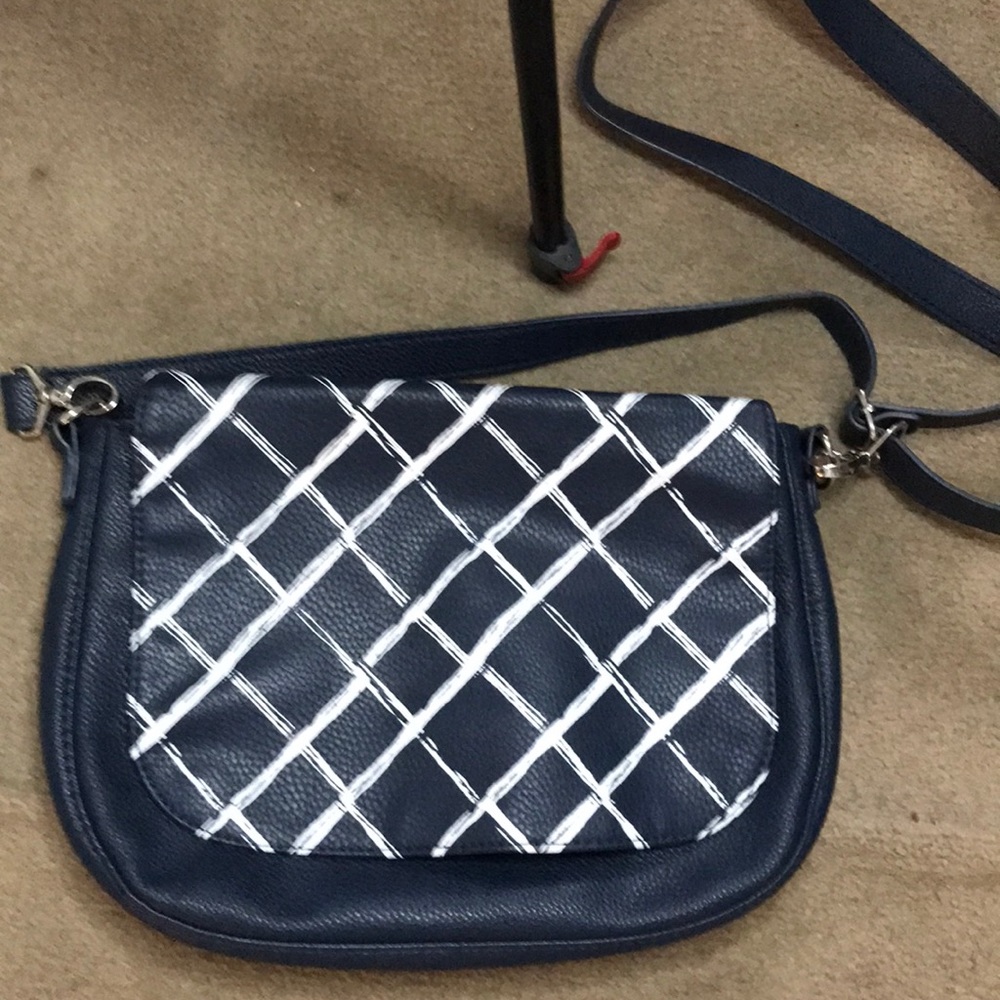 Thirty One Navy blue cross body bag